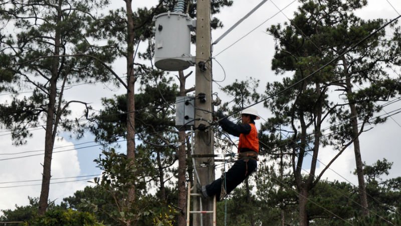 beneco-lineman-rmc